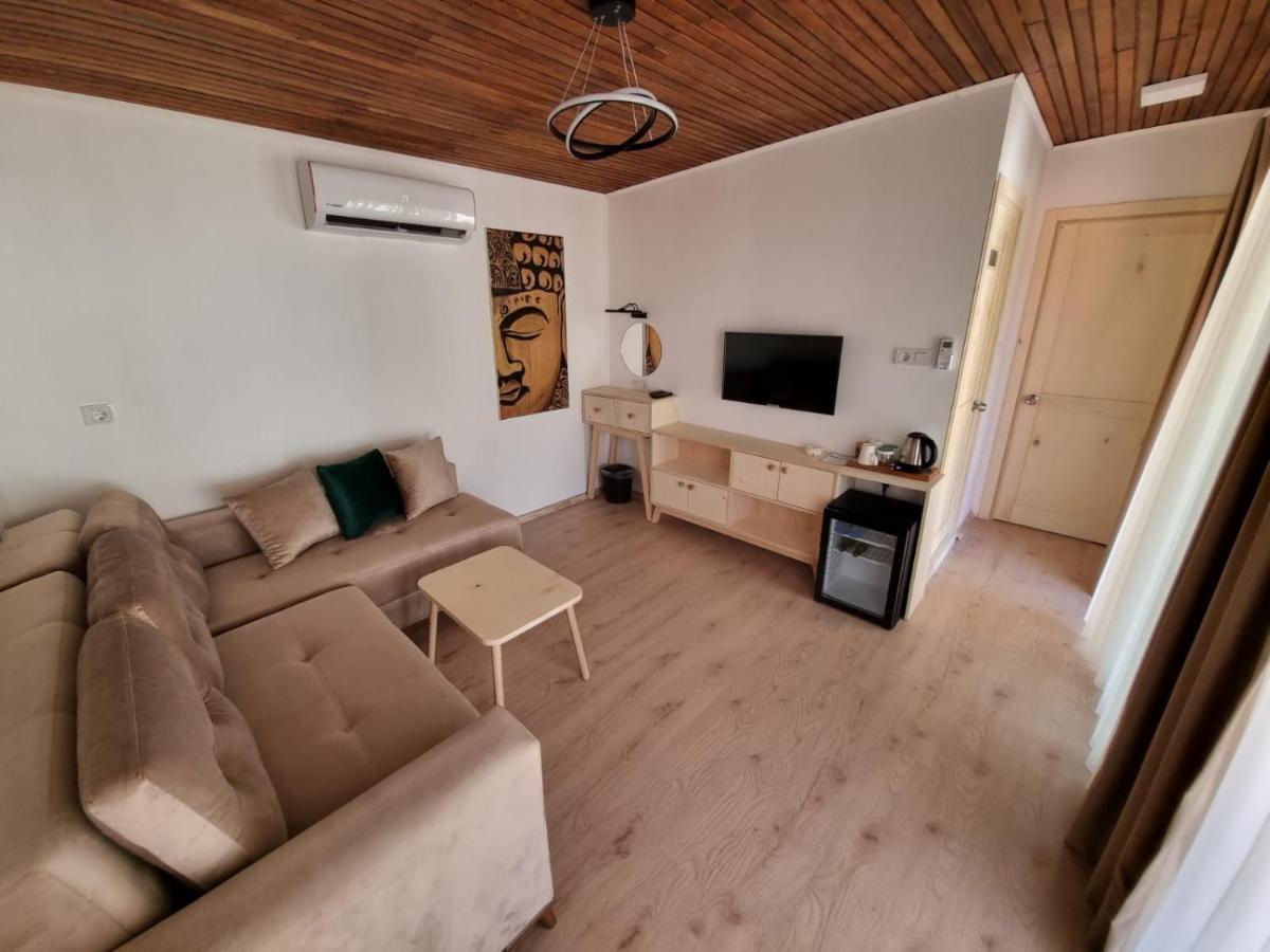 Отель My House Urla Измир Экстерьер фото