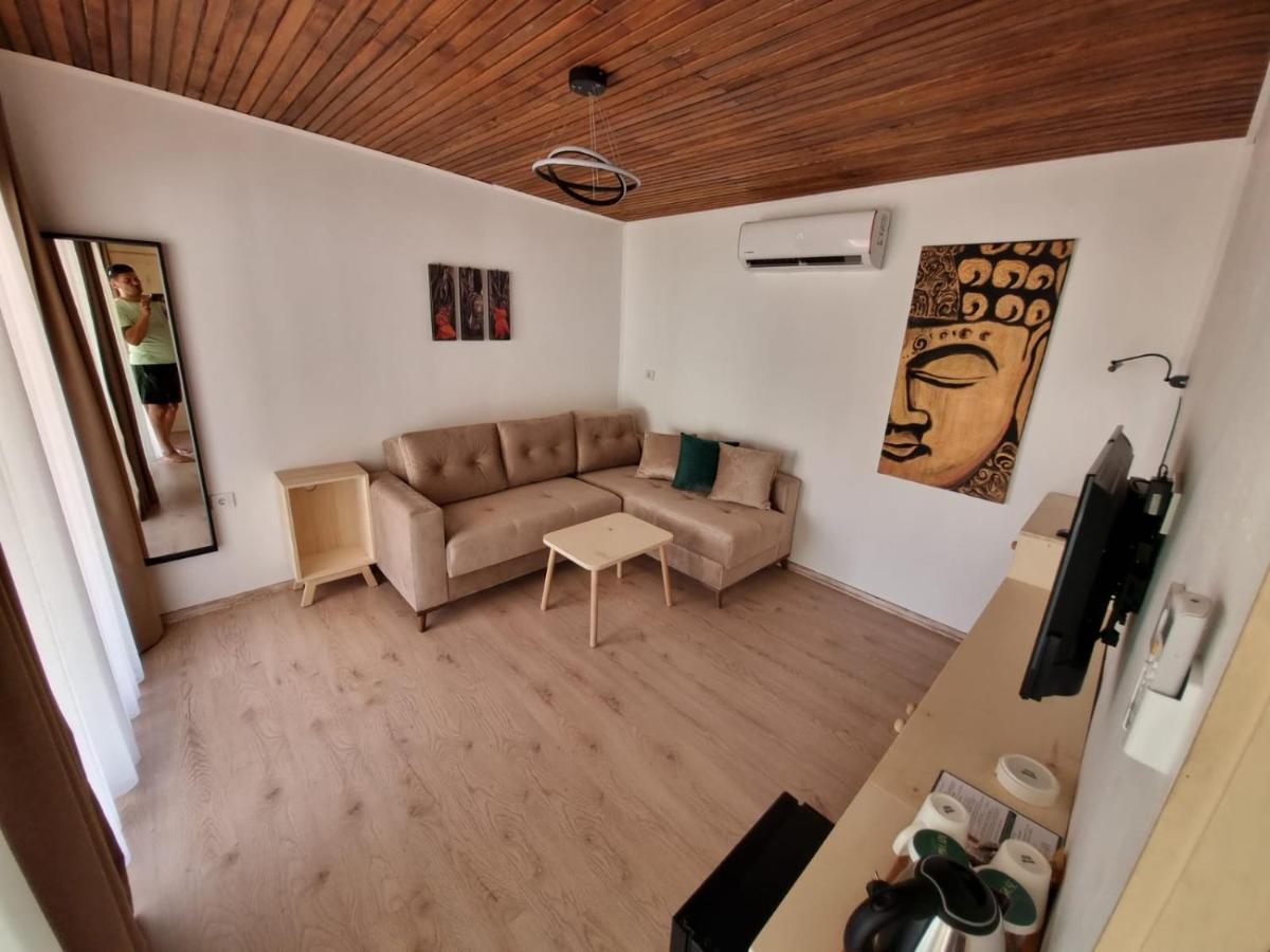 Отель My House Urla Измир Экстерьер фото
